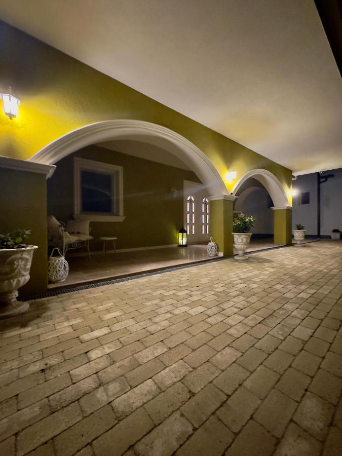 Bed and Breakfast Alma Rezidence Turda Zewnętrze zdjęcie